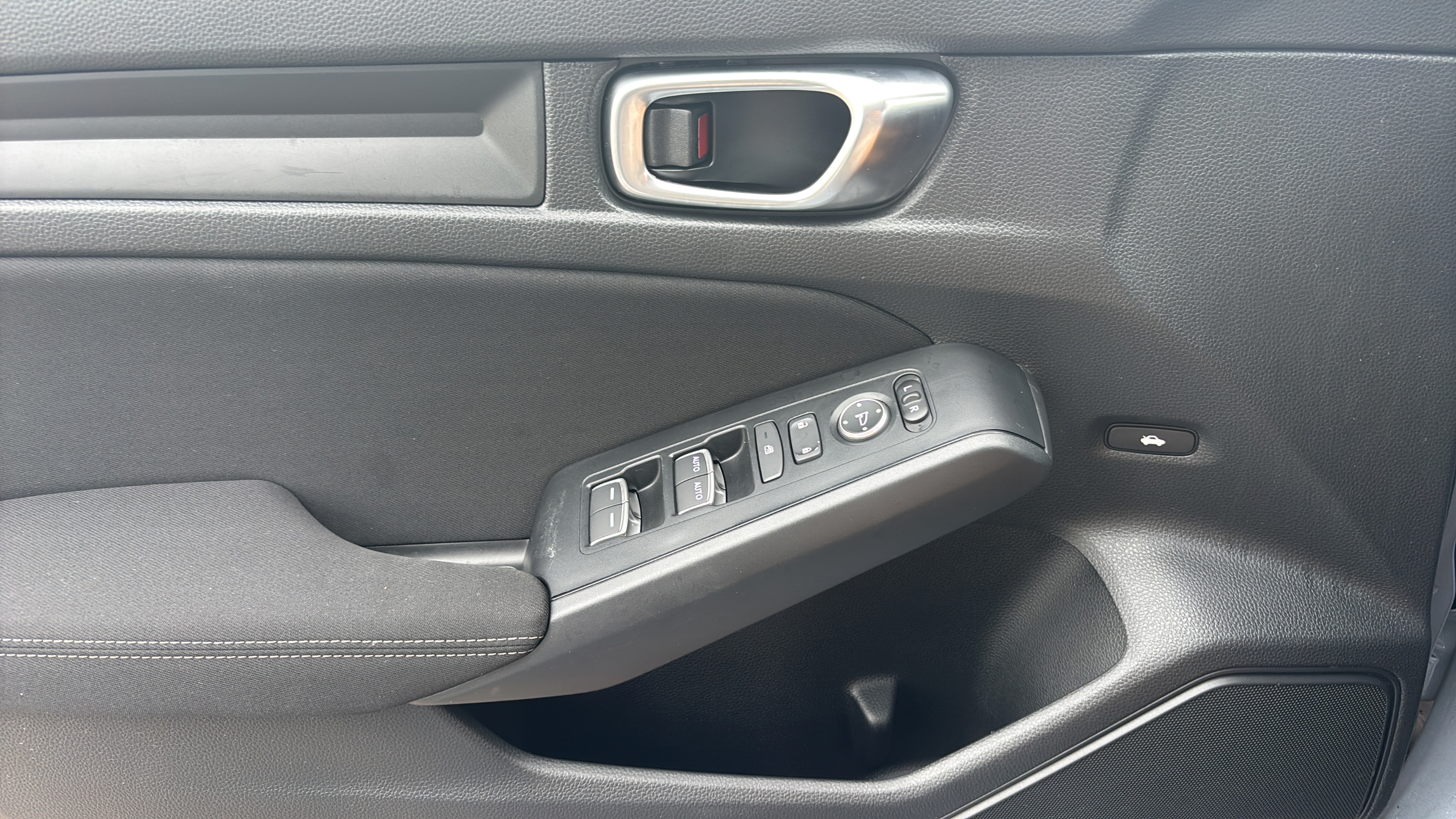 Certified 2024 Honda Civic Sport image 27