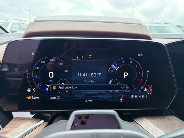 New 2026 Chevrolet Tahoe High Country AWD/4WD image 13