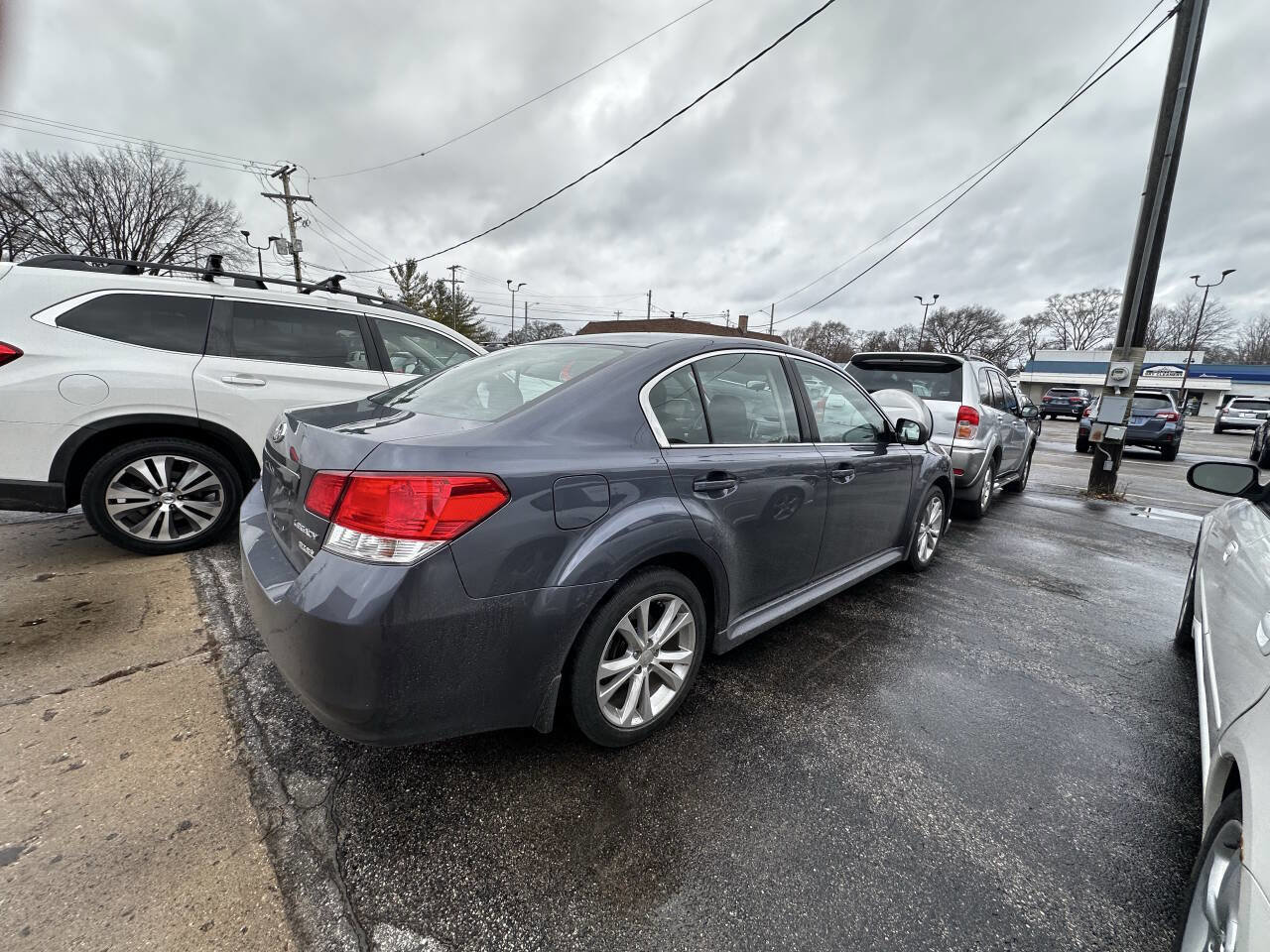 Used 2014 Subaru Legacy 2.5i w/ Alloy Wheel Package AWD/4WD image 5