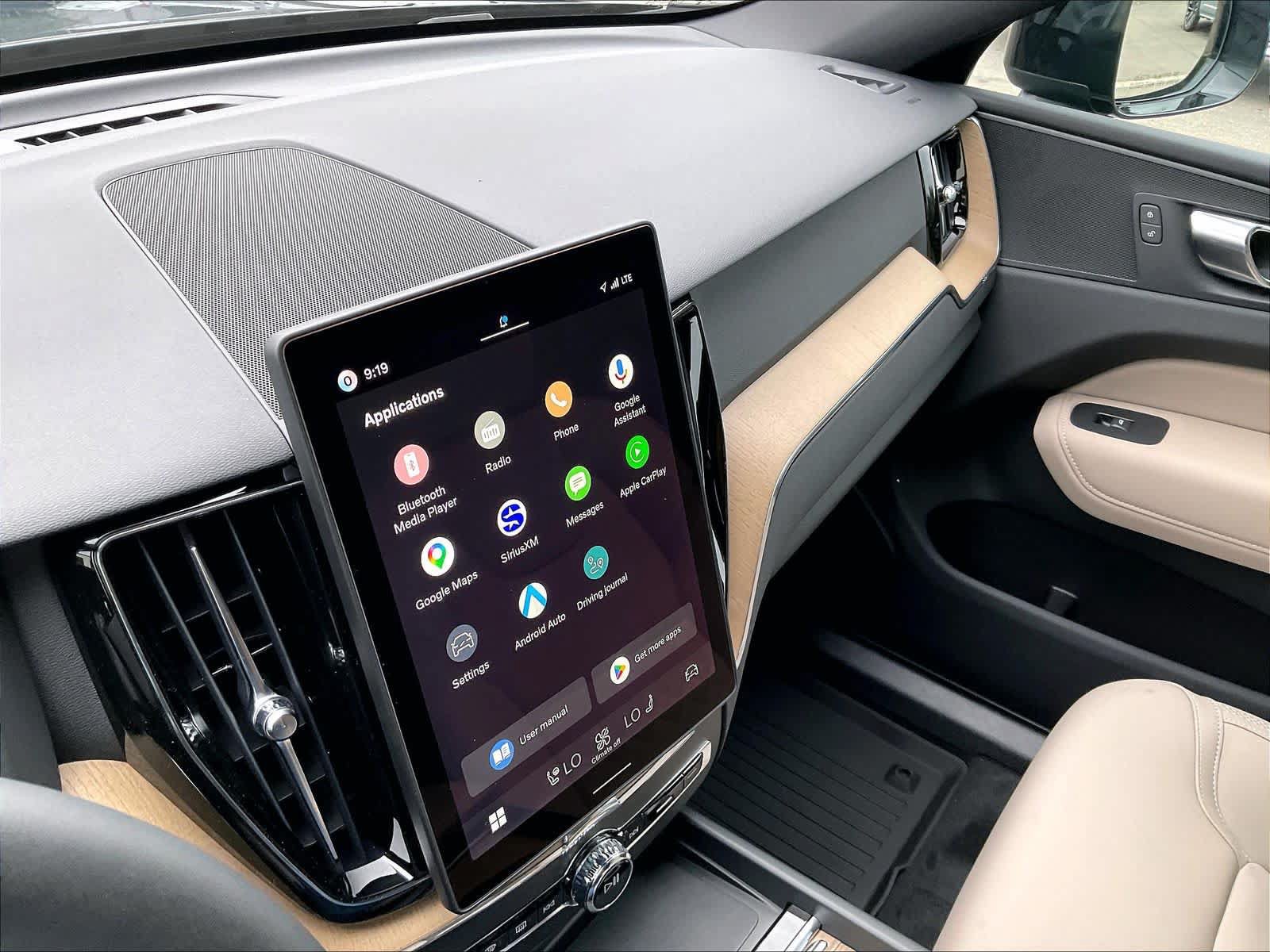 New 2027 Volvo XC60 B5 Core AWD/4WD image 21