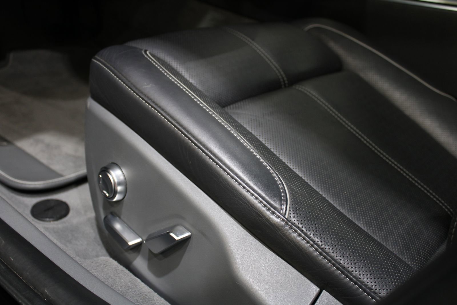 Used 2022 Lucid Air Grand Touring image 29