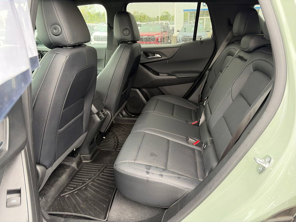 Used 2025 Chevrolet Equinox LT w/ Convenience Package II AWD/4WD image 26