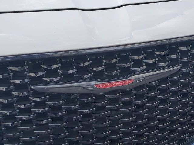 Used 2021 Chrysler 300 S image 13