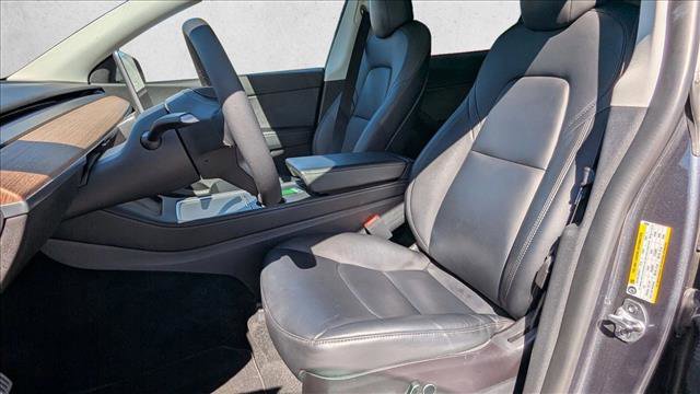 Used 2022 Tesla Model Y Performance image 22