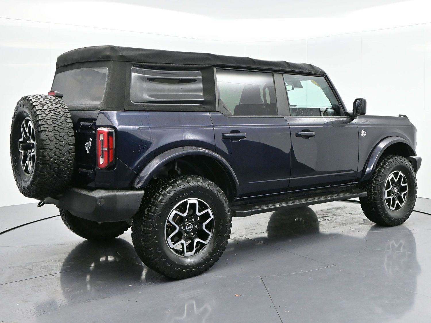 Used 2021 Ford Bronco Outer Banks image 7