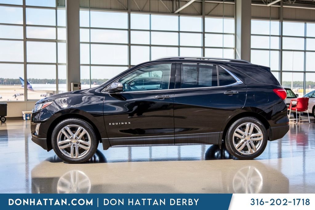 Used 2018 Chevrolet Equinox Premier image 2