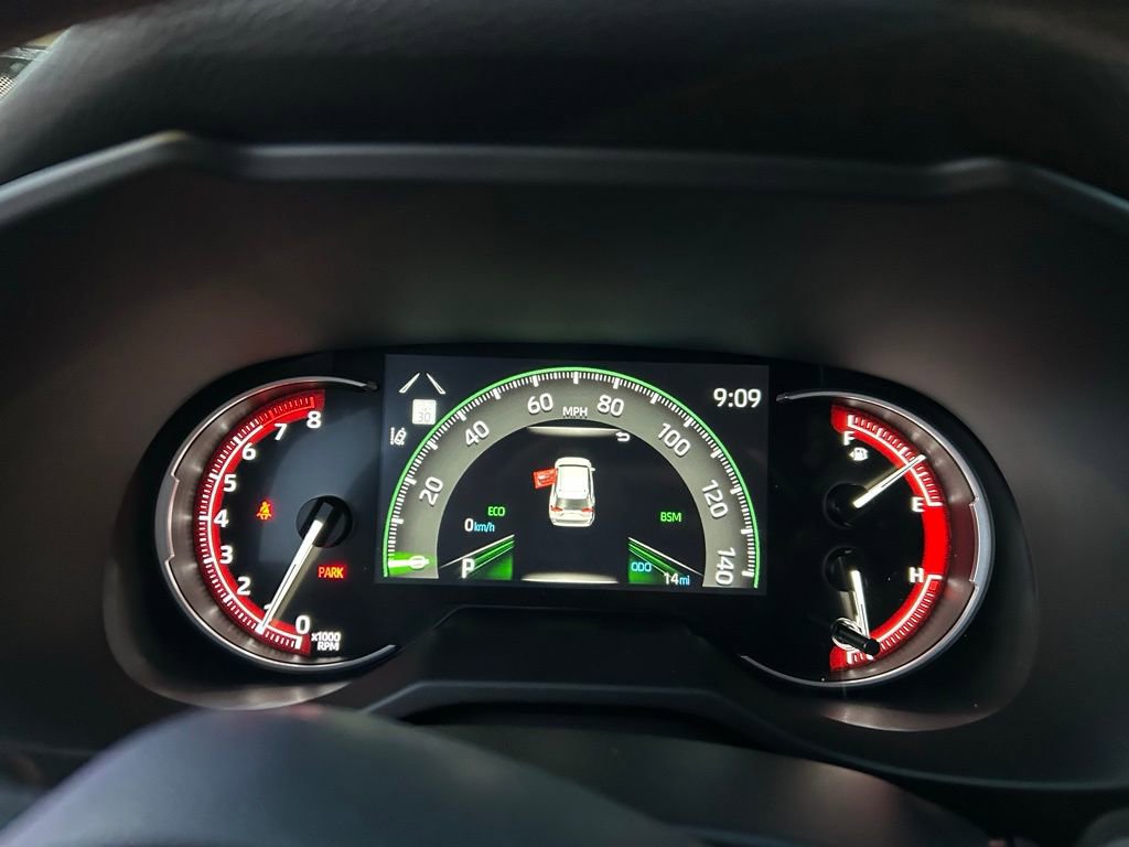 Used 2025 Toyota RAV4 XLE image 12