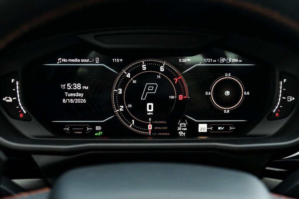 Used 2025 Lamborghini Urus SE AWD/4WD image 16