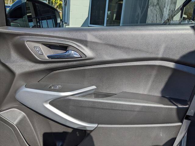 Used 2024 Chevrolet Trax RS FWD image 19