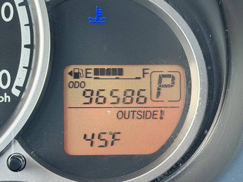 Used 2011 MAZDA MAZDA2 Touring image 19