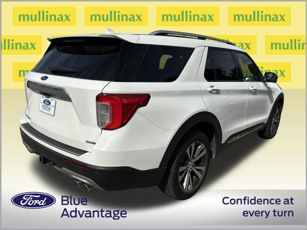 Used 2020 Ford Explorer Platinum w/ Premium Technology Package image 2