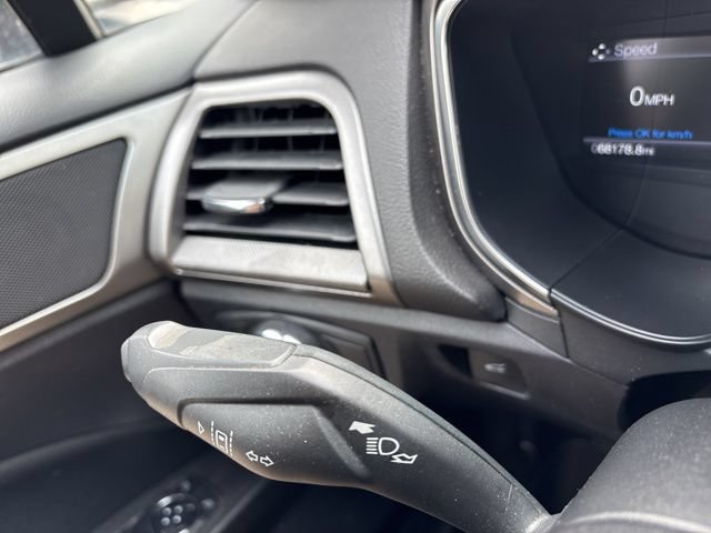 Used 2020 Ford Fusion SE FWD image 23
