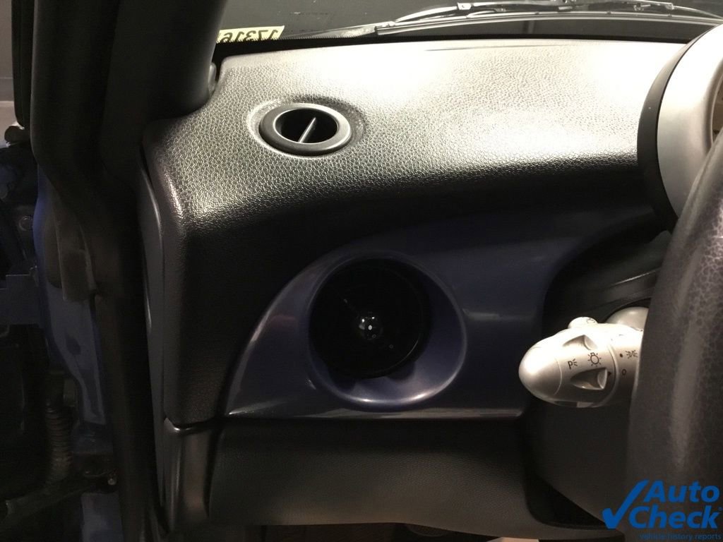Used 2006 MINI Cooper Convertible image 28