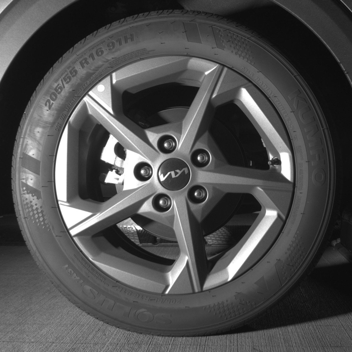 Used 2025 Kia K4 LXS image 15