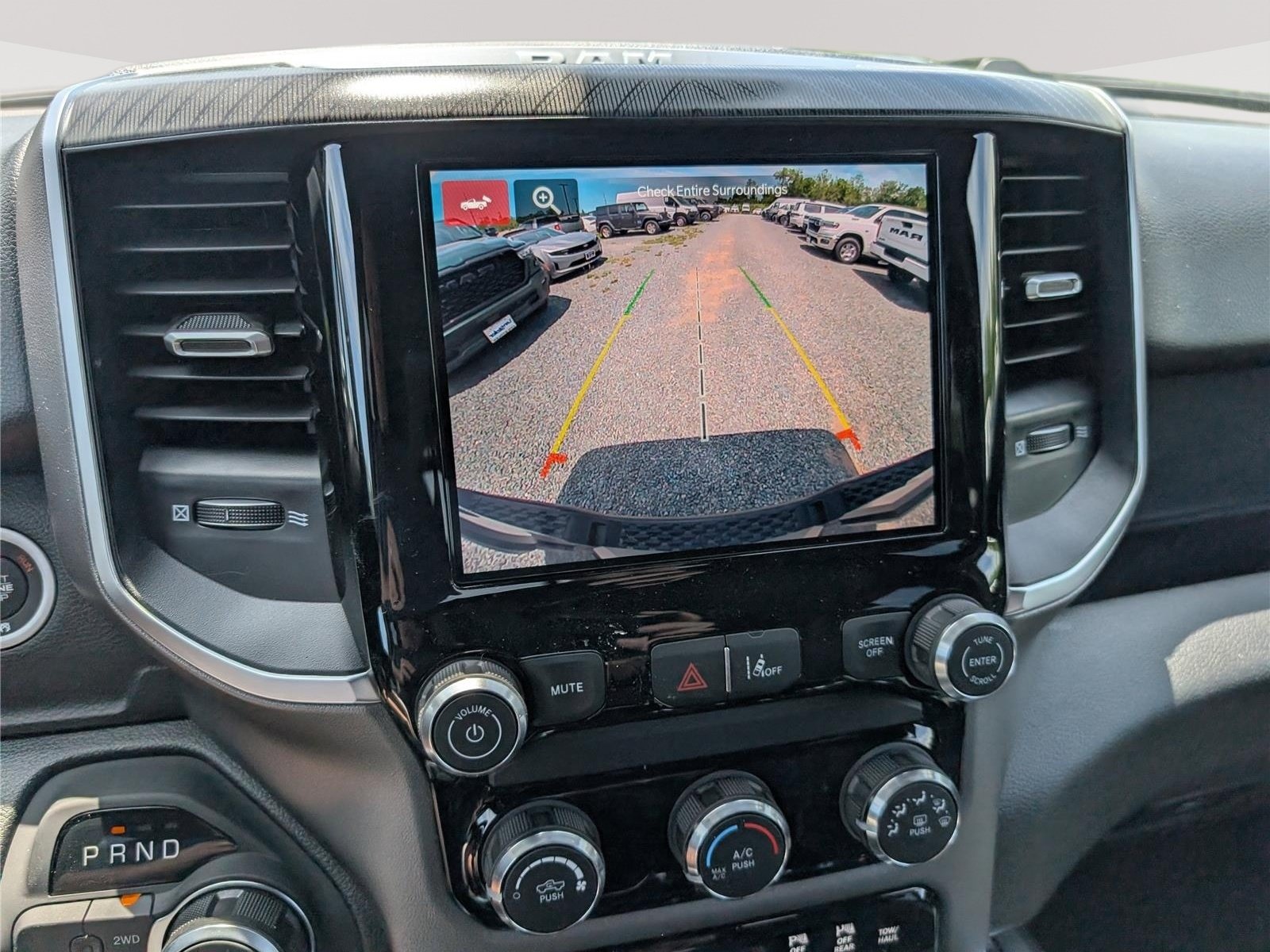 New 2026 RAM 1500 Express AWD/4WD image 22