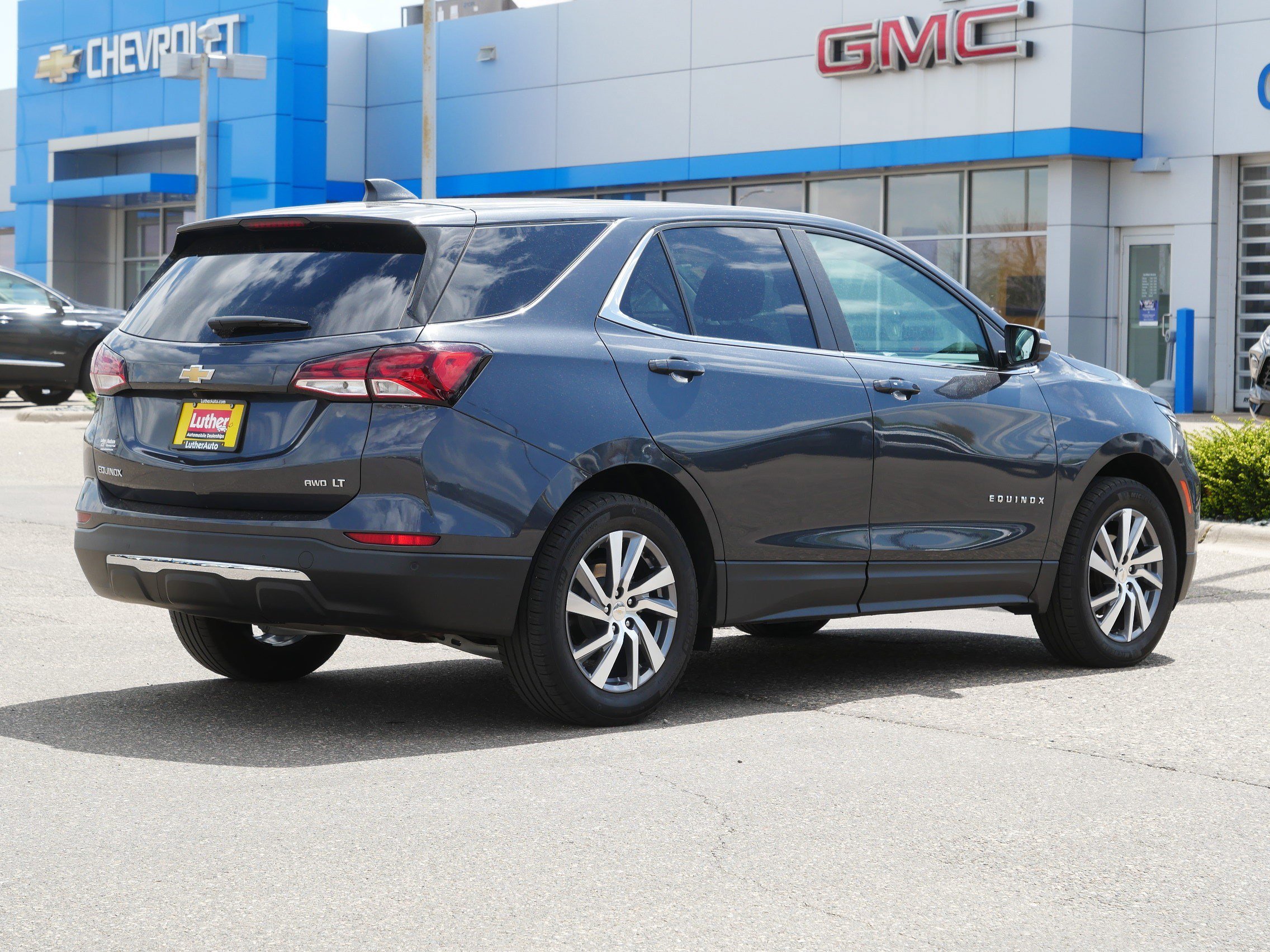 Used 2023 Chevrolet Equinox LT AWD/4WD image 7