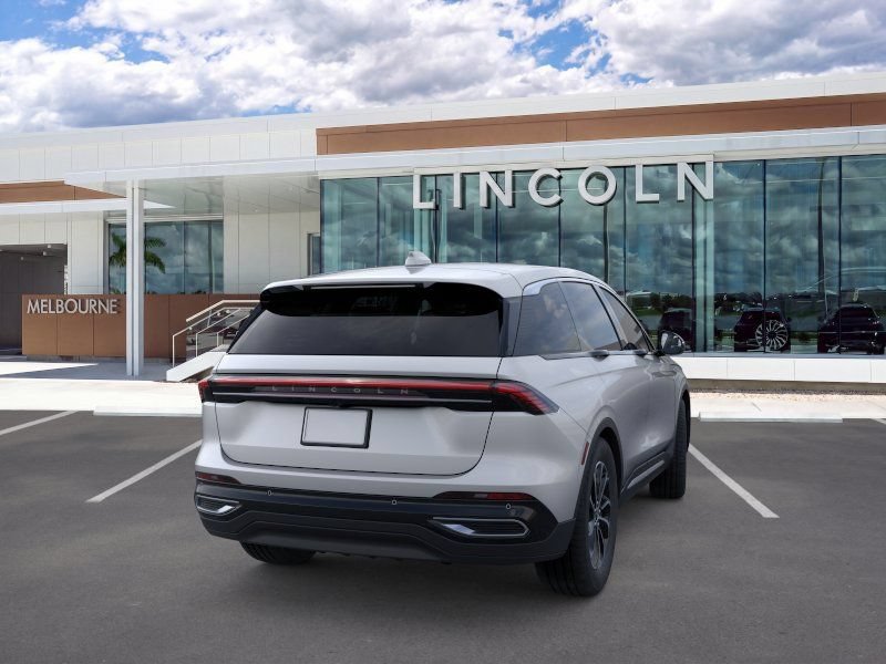 New 2026 Lincoln Nautilus Premier AWD/4WD image 8