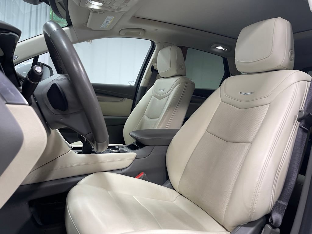 Used 2023 Cadillac XT5 Premium Luxury AWD/4WD image 22