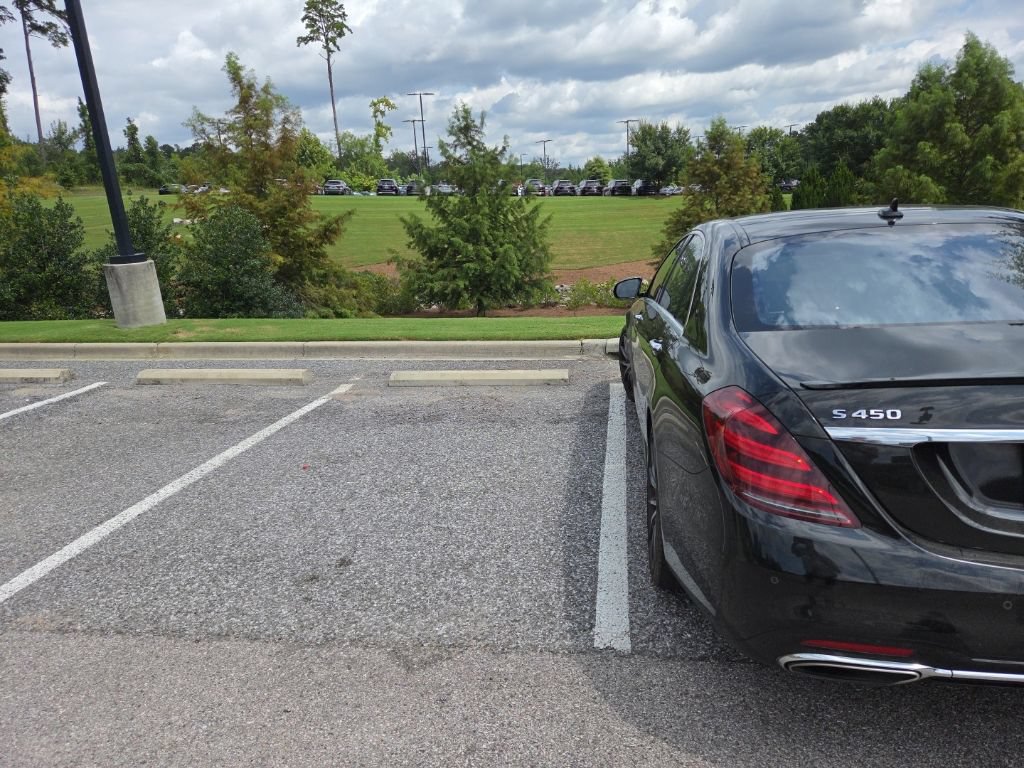 Used 2020 Mercedes-Benz S 450 Sedan image 7