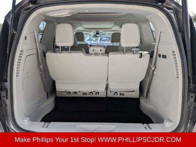 Certified 2019 Chrysler Pacifica Limited FWD image 12