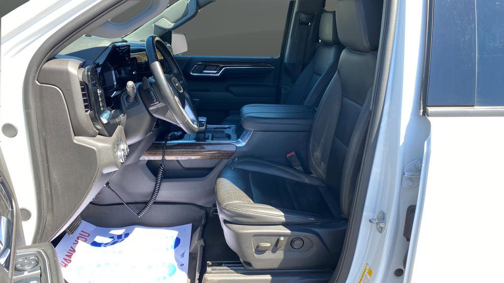 Used 2024 GMC Sierra 1500 Elevation w/ Elevation Premium Package AWD/4WD image 10