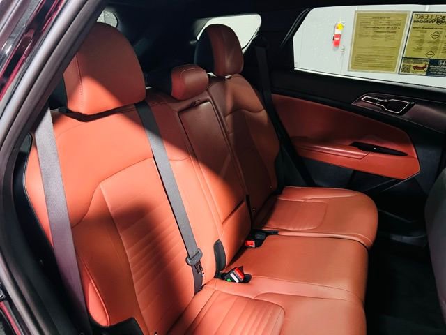 Used 2023 Kia Sportage SX image 30