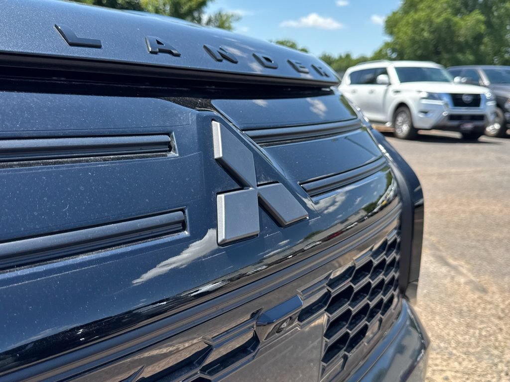 New 2026 Mitsubishi Outlander SEL FWD image 52