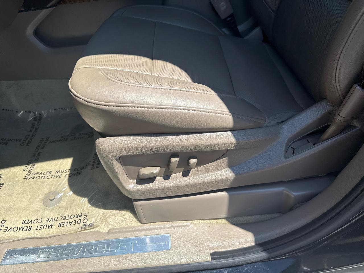 Used 2015 Chevrolet Tahoe LTZ RWD image 14