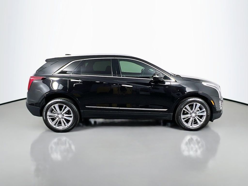 Used 2024 Cadillac XT5 Premium Luxury w/ Technology Package image 4