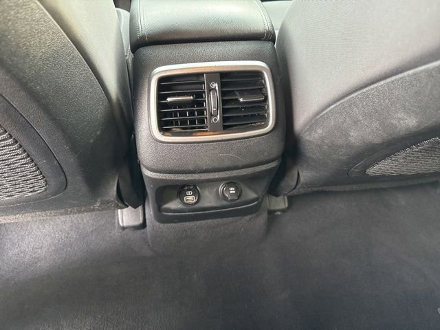 Used 2020 Kia Sorento FWD V6 image 13