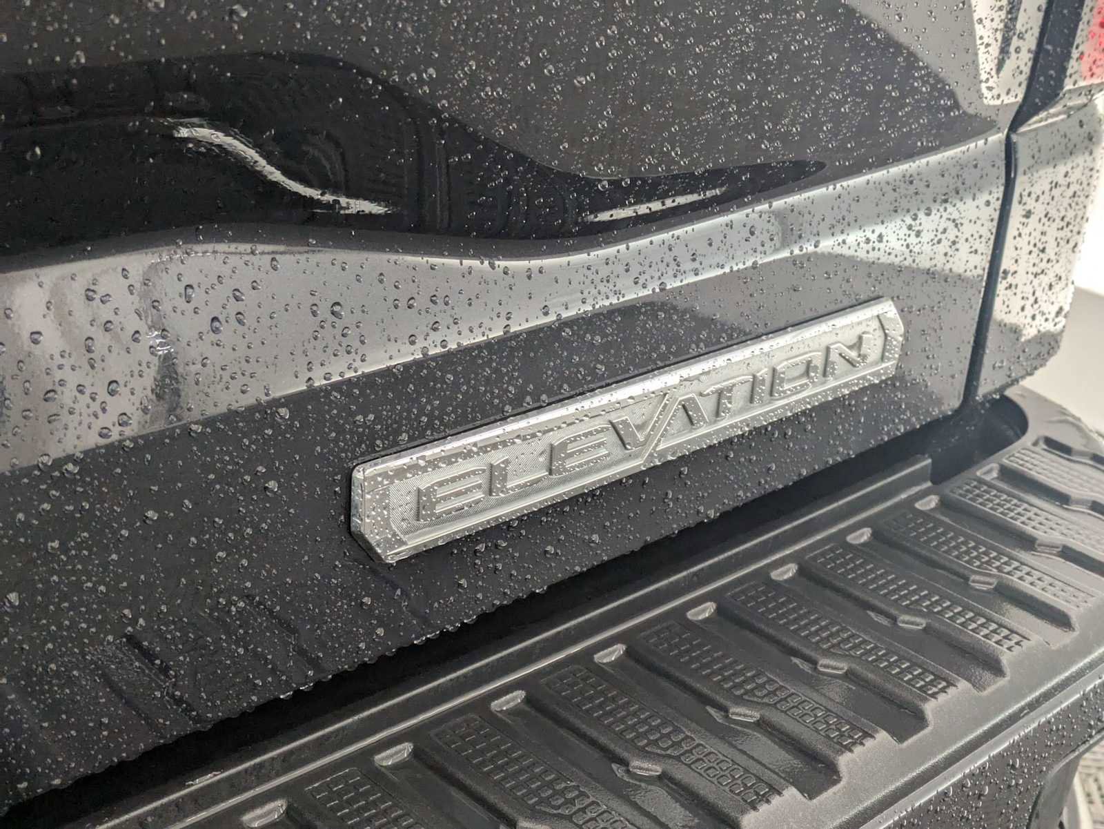 Used 2024 GMC Sierra 1500 Elevation image 13