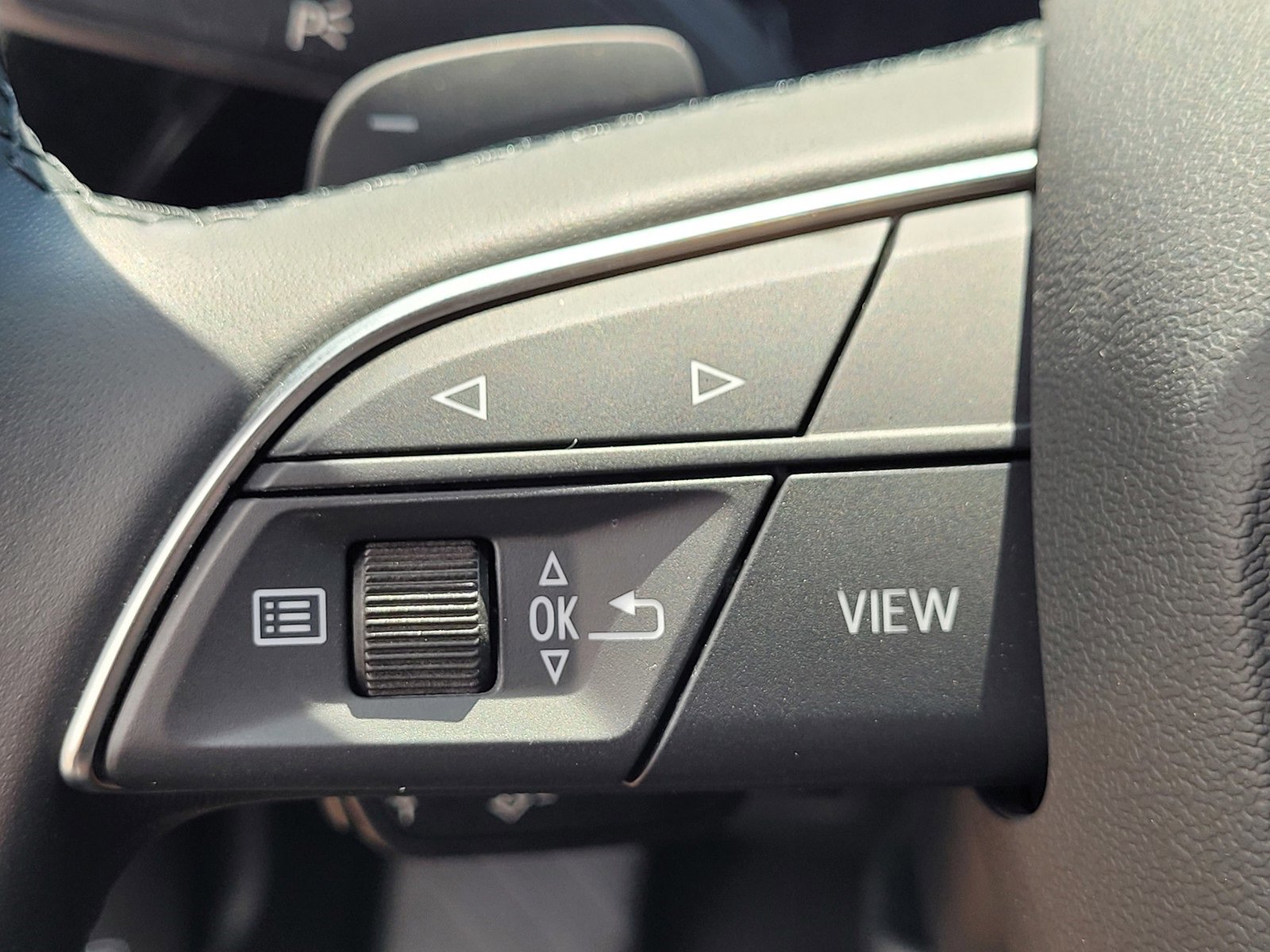 Used 2024 Audi Q3 2.0T Premium Plus w/ Premium Plus Package image 24