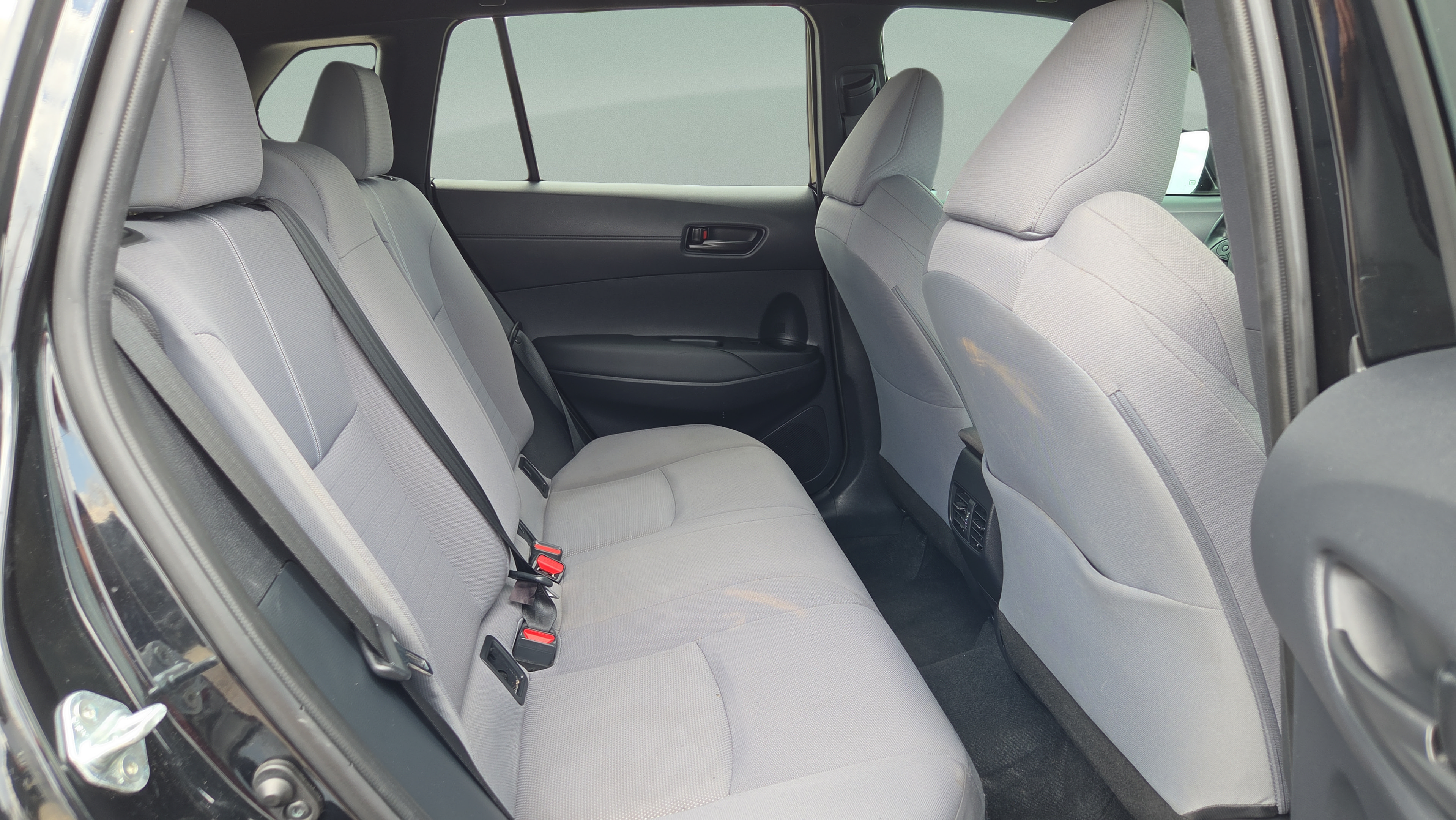Used 2024 Toyota Corolla Cross AWD Hybrid image 14