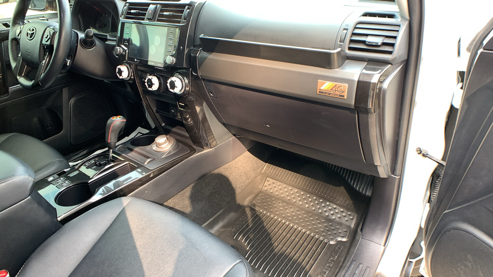Used 2023 Toyota 4Runner 40th Anniversary SE AWD/4WD image 34