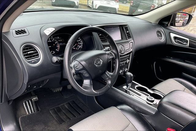 Used 2020 Nissan Pathfinder SV w/ Rock Creek Edition image 14