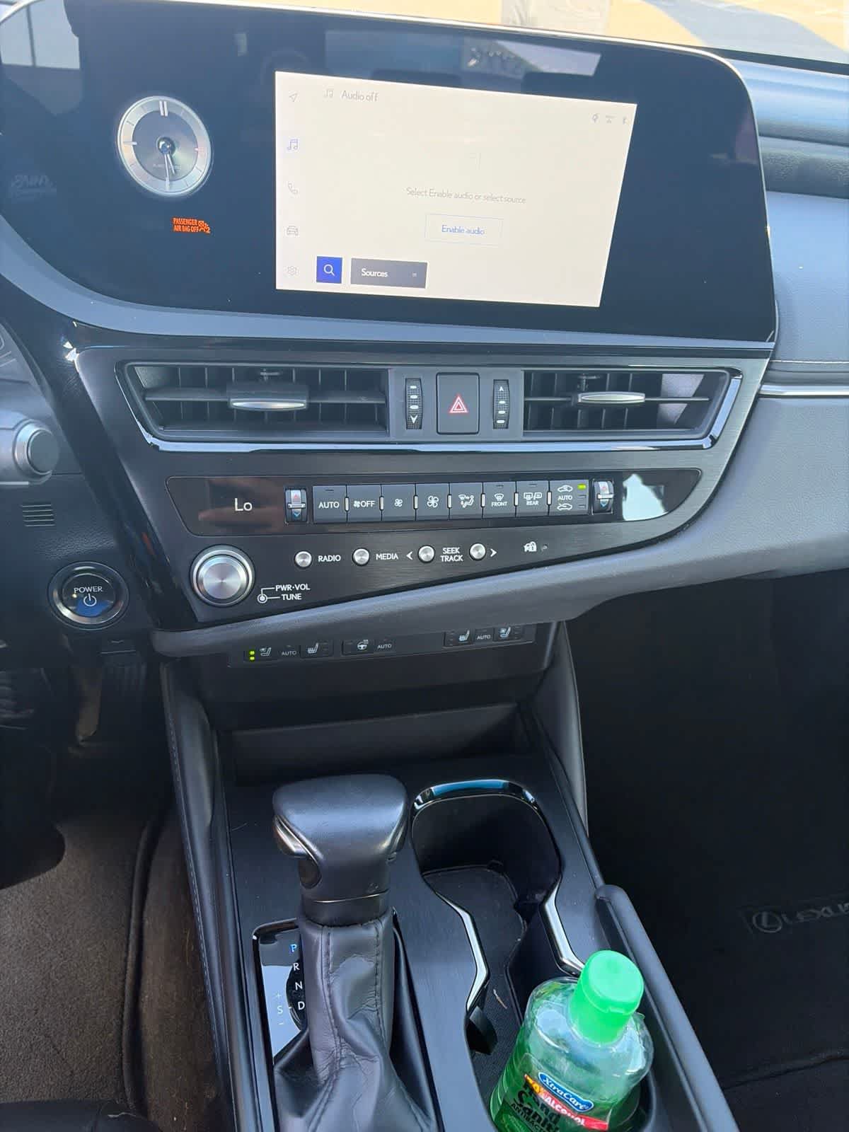 Used 2025 Lexus ES 300h w/ Premium Package FWD image 3