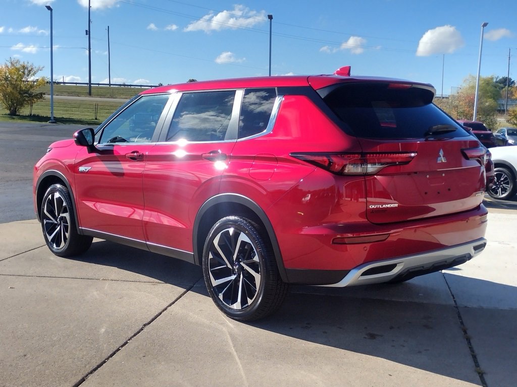 New 2025 Mitsubishi Outlander SE image 19