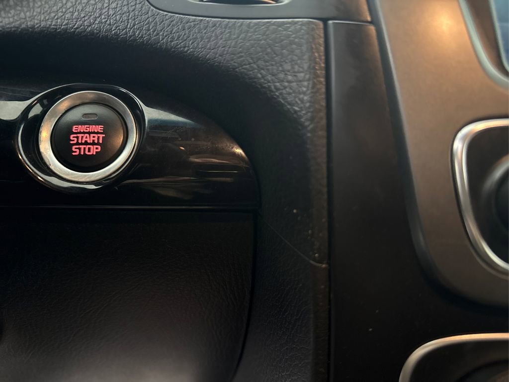 Used 2014 Kia Sorento SX w/ 3rd Row Package AWD/4WD image 26