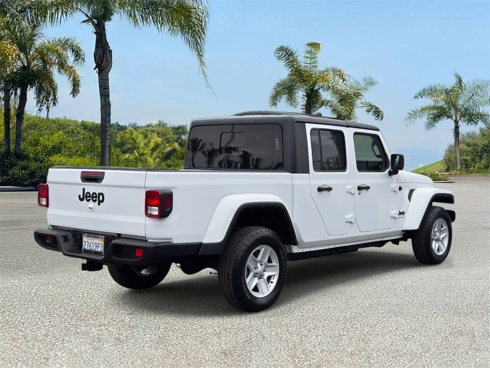 Used 2022 Jeep Gladiator Sport AWD/4WD image 4