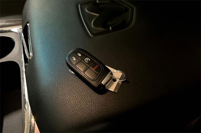 Used 2017 RAM 3500 Laramie image 31