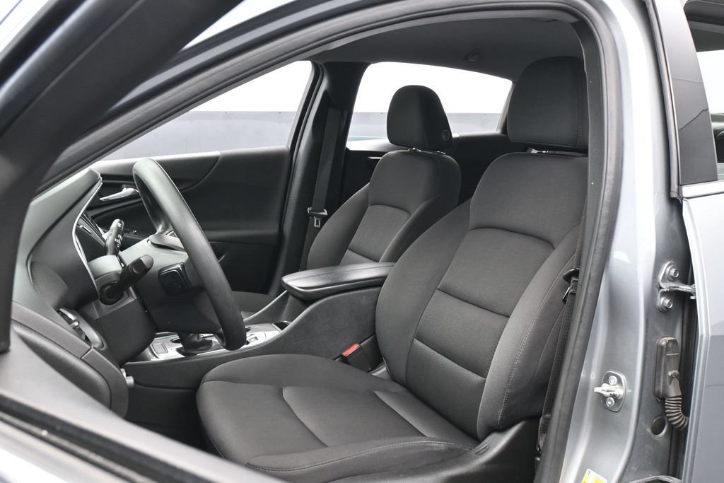 Used 2024 Chevrolet Malibu LT FWD image 10
