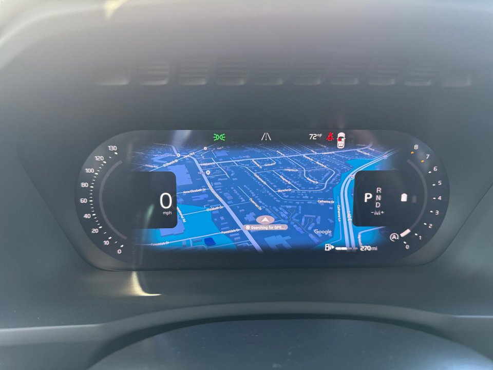 Used 2025 Volvo XC90 B5 Core image 11