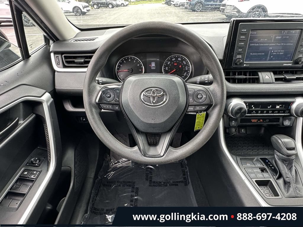 Used 2022 Toyota RAV4 LE AWD/4WD image 13