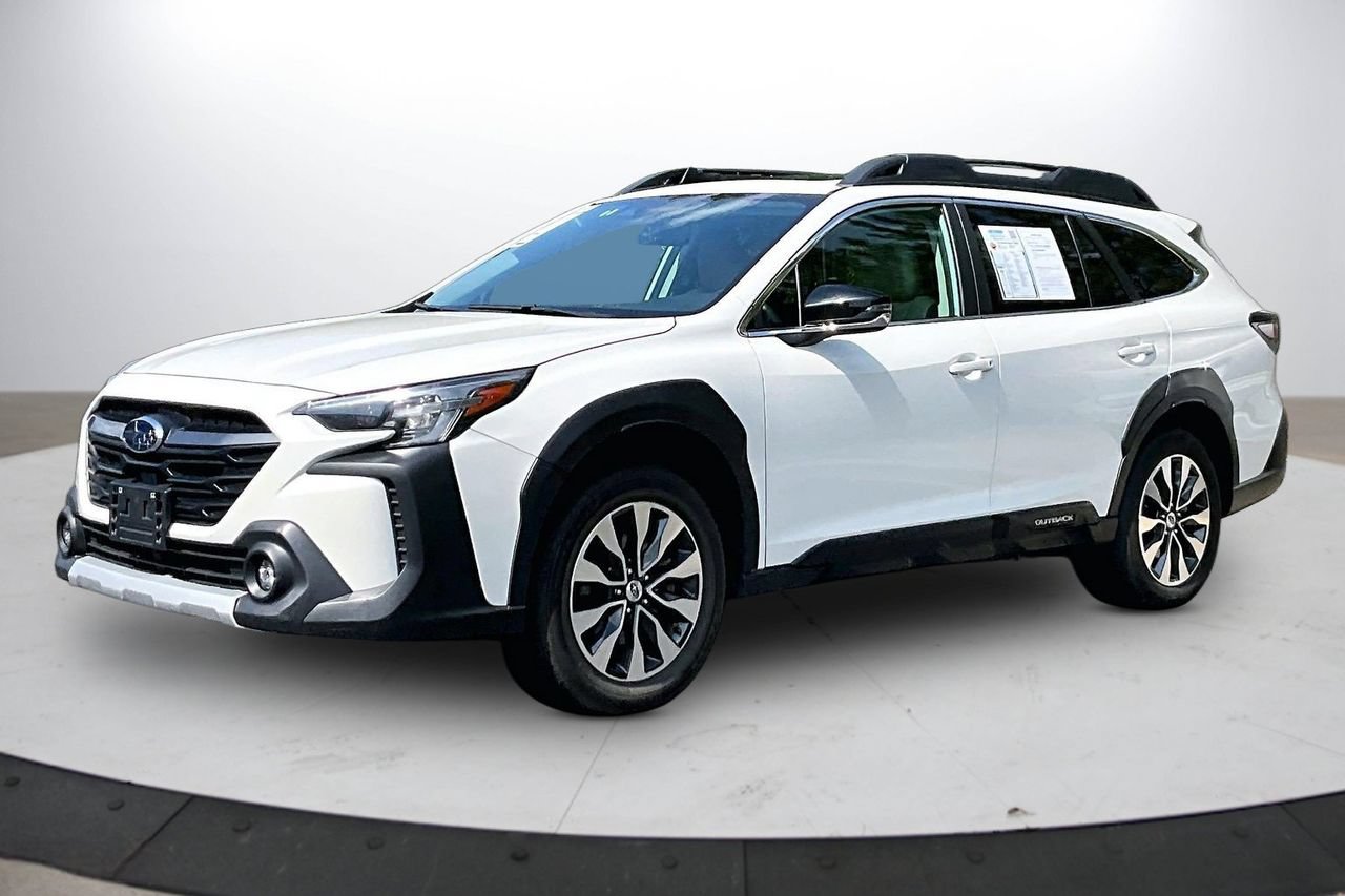 Used 2024 Subaru Outback Limited AWD/4WD image 4