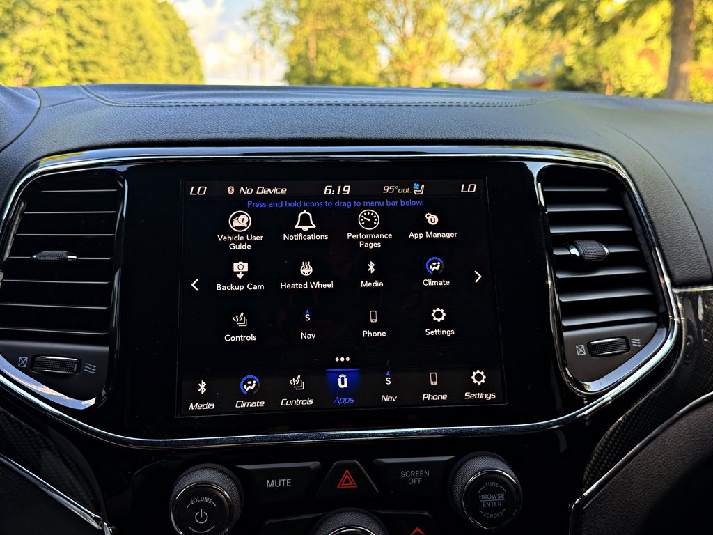 Used 2020 Jeep Grand Cherokee SRT AWD/4WD image 18
