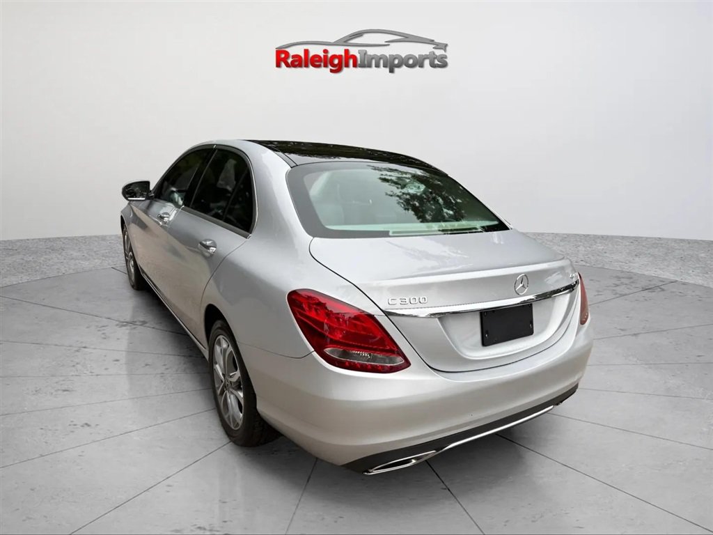 Used 2018 Mercedes-Benz C 300 4MATIC Sedan image 9