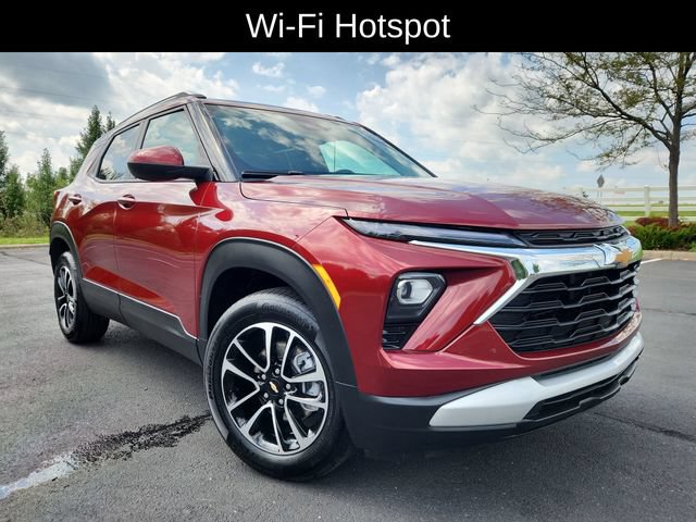 Used 2025 Chevrolet TrailBlazer LT AWD/4WD image 13