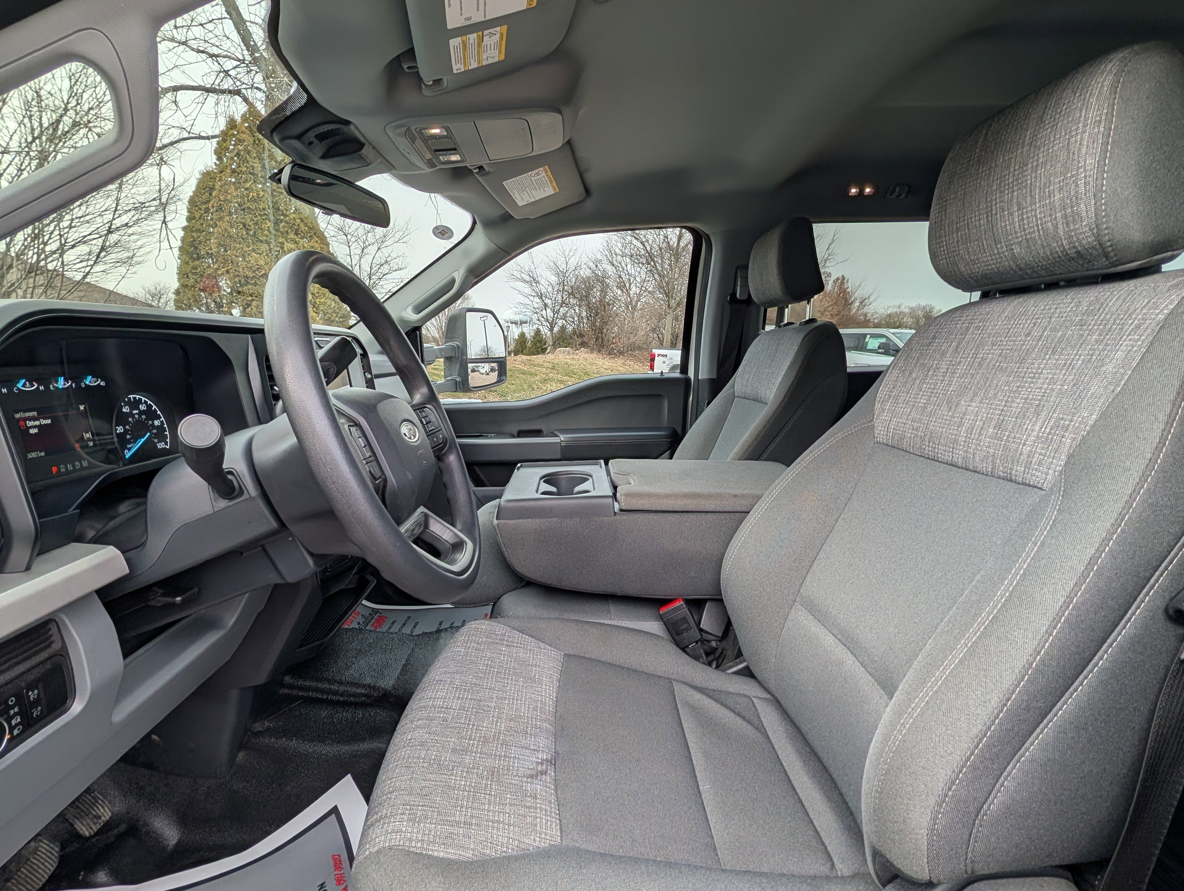 Used 2025 Ford F250 XLT image 11