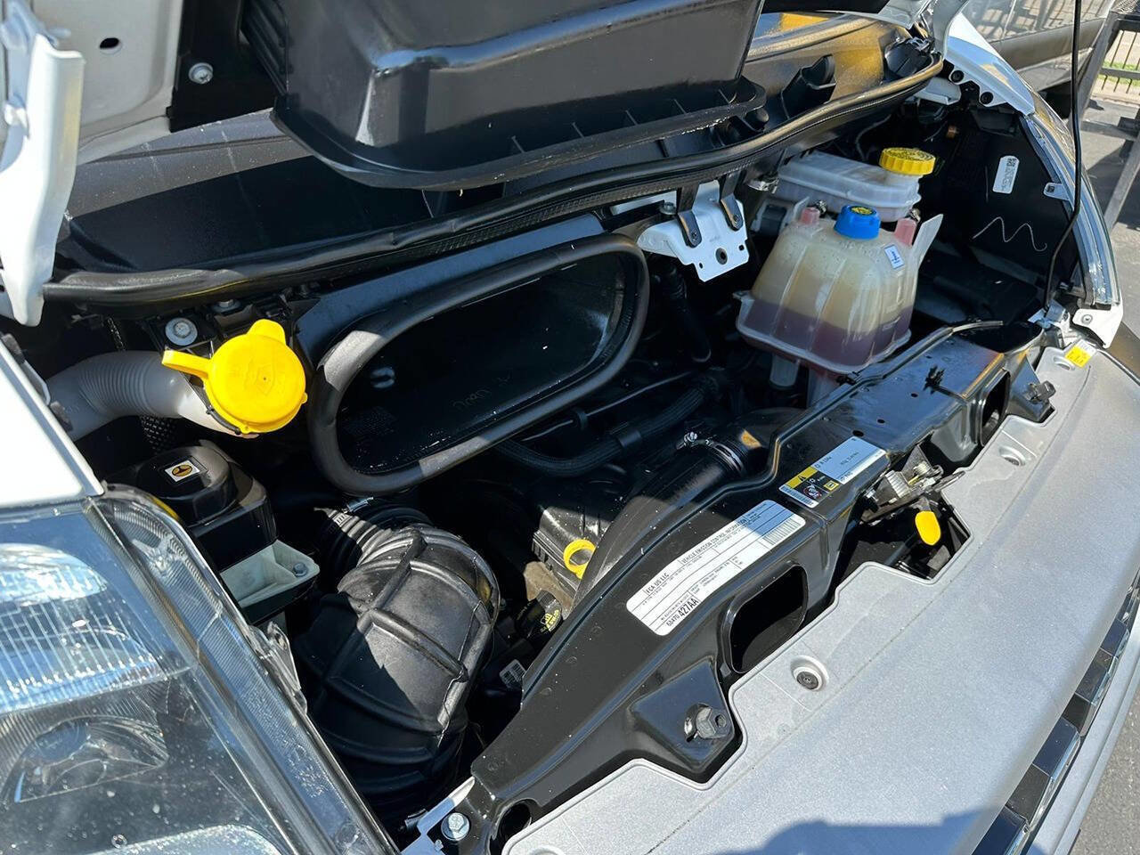 Used 2020 RAM ProMaster 2500 image 17