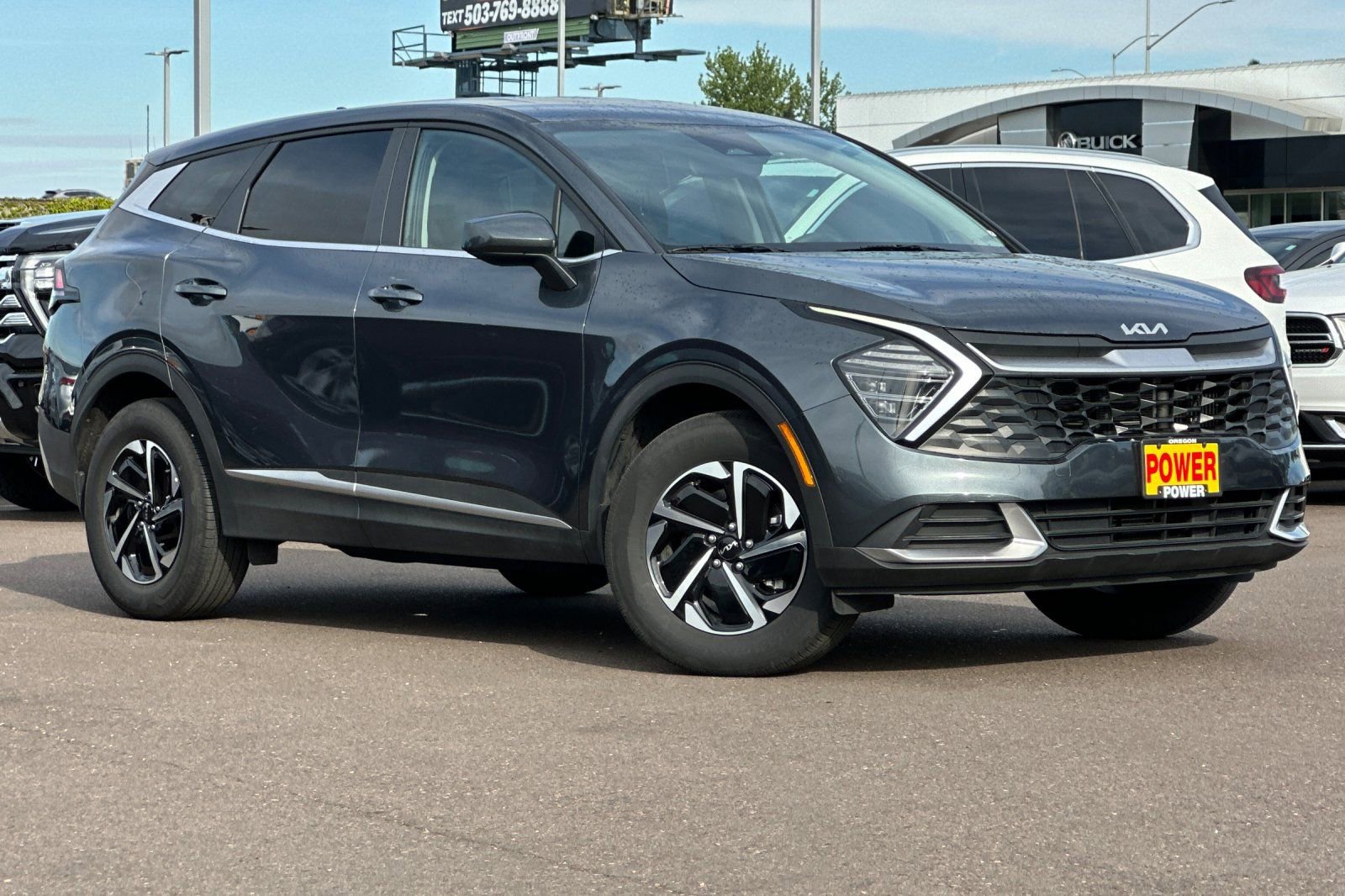 Certified 2025 Kia Sportage LX image 2